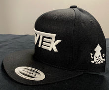 Load image into Gallery viewer, Classic Snapback-White